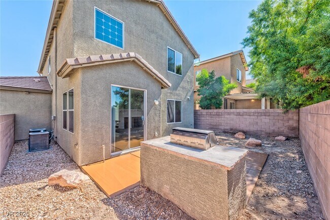 Building Photo - 981 Wagner Valley St