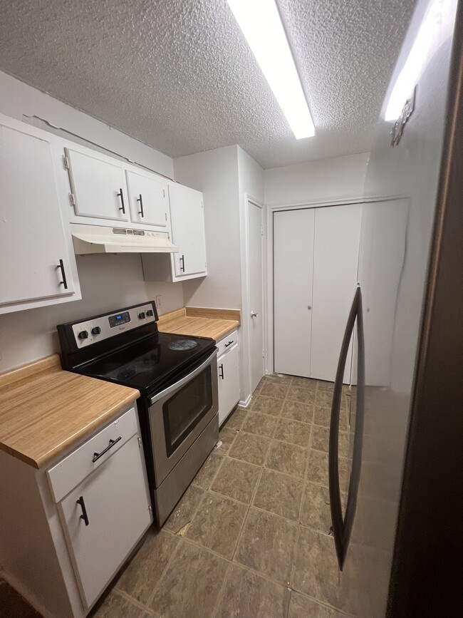Kitchen - 3482 King Bradford Dr