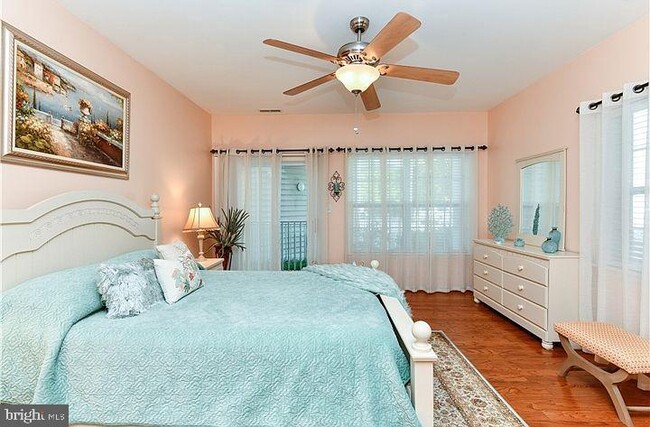 Building Photo - 17436 Slipper Shell Way