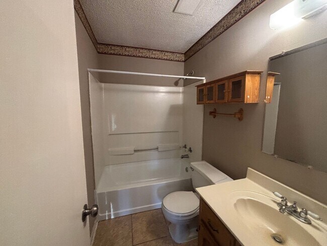 Building Photo - 3972 Schoolfield Cove