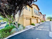 Building Photo - MOVE IN SPECIAL!! DEPOSIT MOVES YOU IN!!!