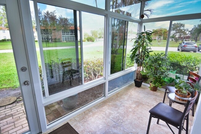 Building Photo - 1225 NW 21st St