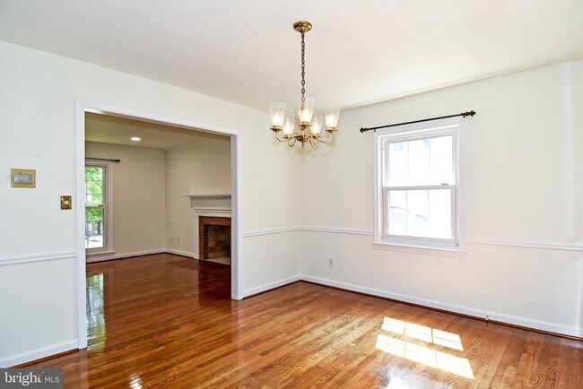 Building Photo - 7513 Sebago Rd