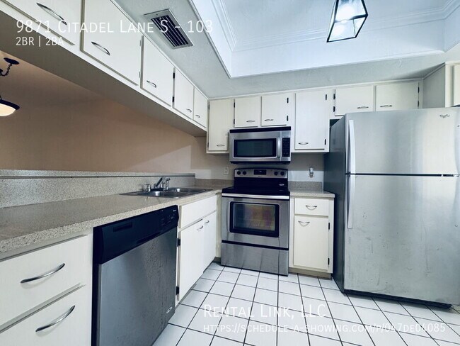 Building Photo - 9871 Citadel Ln