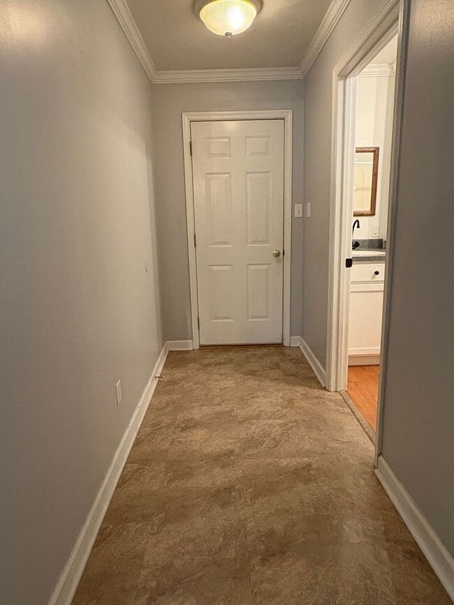 Building Photo - 1849 Oyster Bay Ln