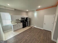 Building Photo - 4028 W Girard Ave