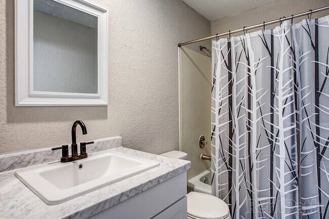 Building Photo - Puckett Pointe