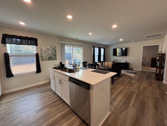 Building Photo - 4131 Rising Tide Dr