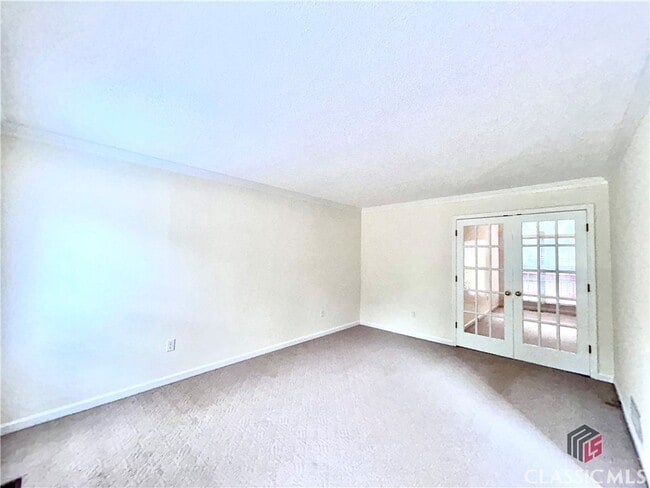 Building Photo - 120 Cedar Springs Pl