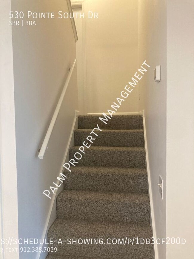 Building Photo - 530 Pointe S Dr