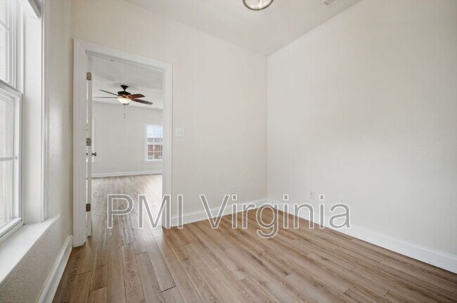 Building Photo - 810 Great Marsh Ave