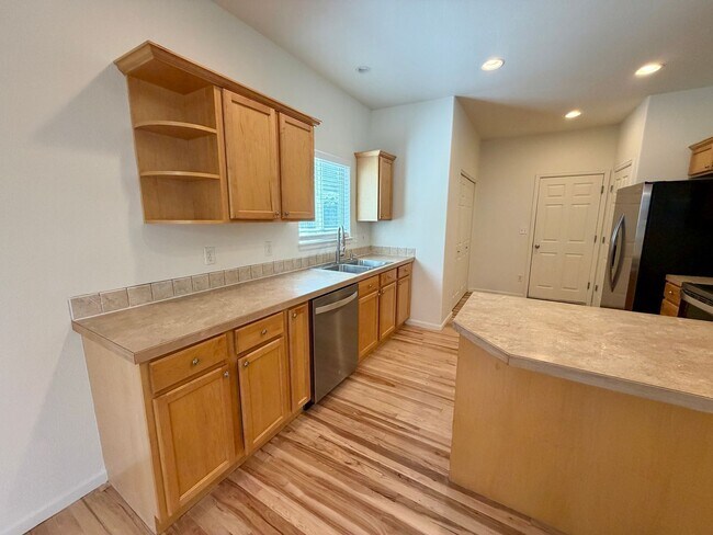 Building Photo - 3302 68th Ave Ct