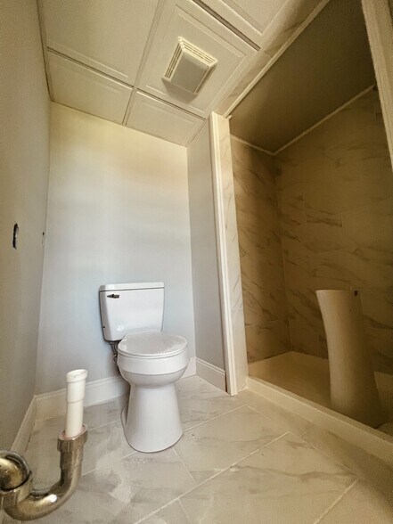Downstairs Full Bathroom - 1102 Lancaster Ave