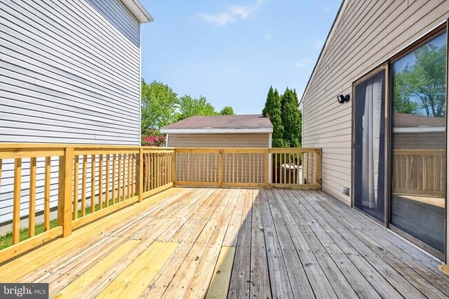 Building Photo - 308 Skeet Ave