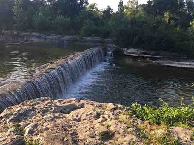 Building Photo - 1708-1710-1710 Horseshoe Cir