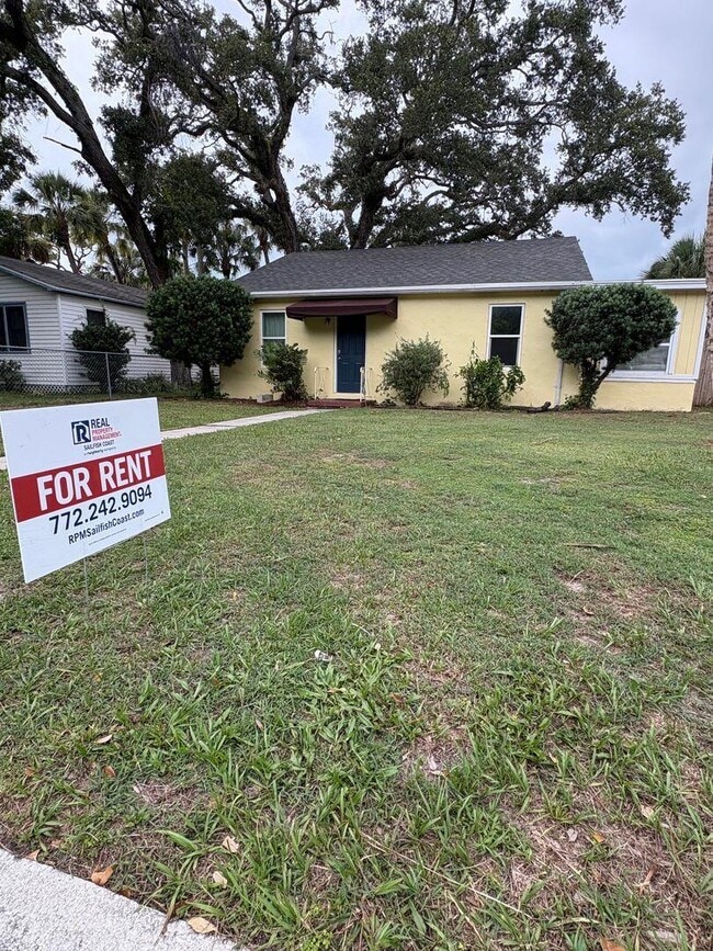 Primary Photo - 810 Citrus Ave