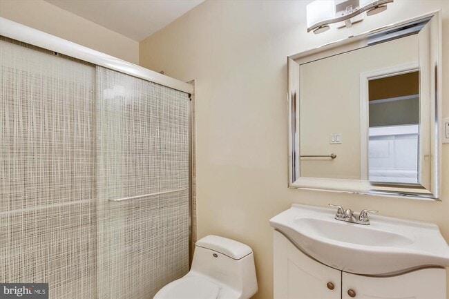 Building Photo - 9715 Middleton Ridge Rd