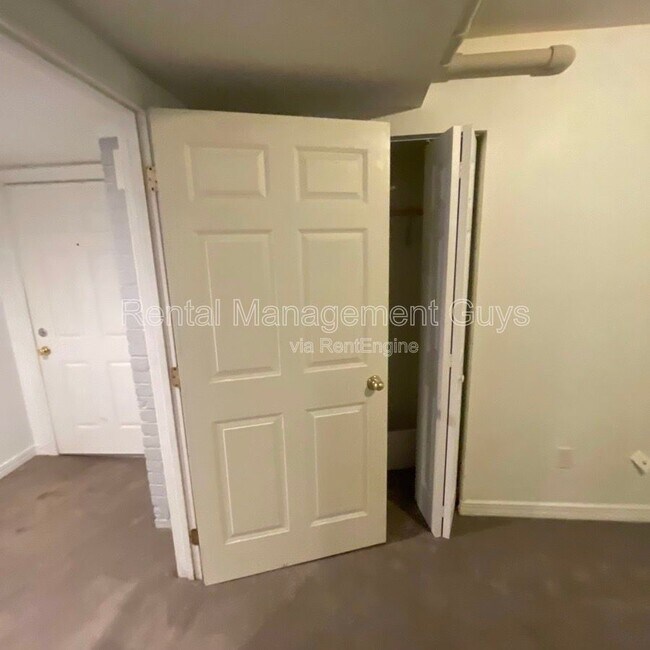 Building Photo - 2021 3rd Ave S