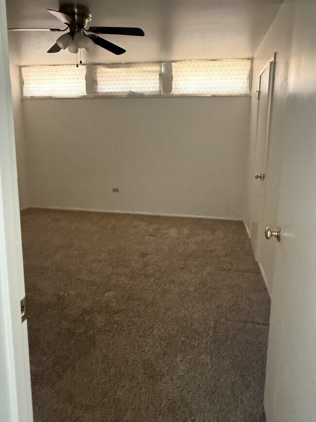 Building Photo - 3000 W Illinois Ave