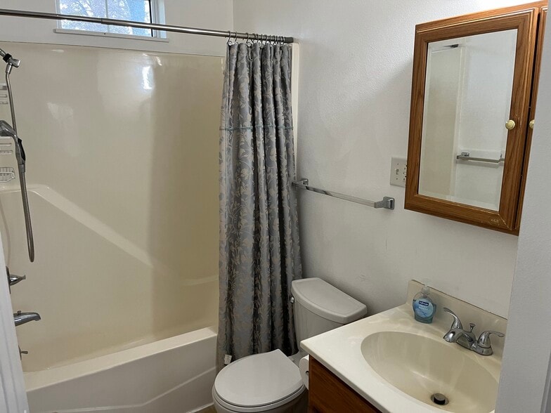 Building Photo - 2625 S Belt W