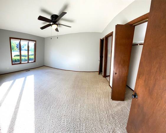 Building Photo - 117 Juniper Dr