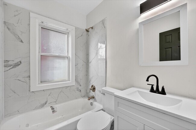 Building Photo - 16890 Stoepel St