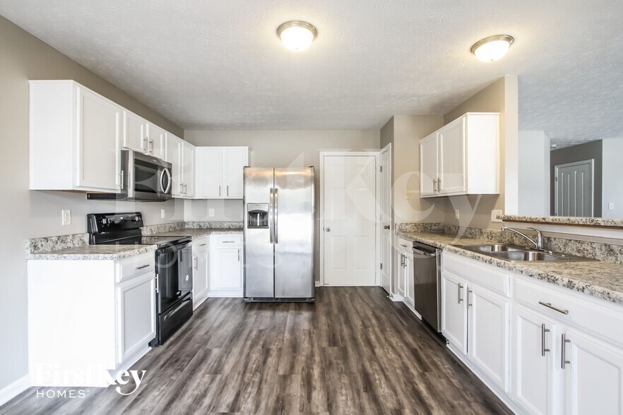 Building Photo - 1621 Orchestra Way