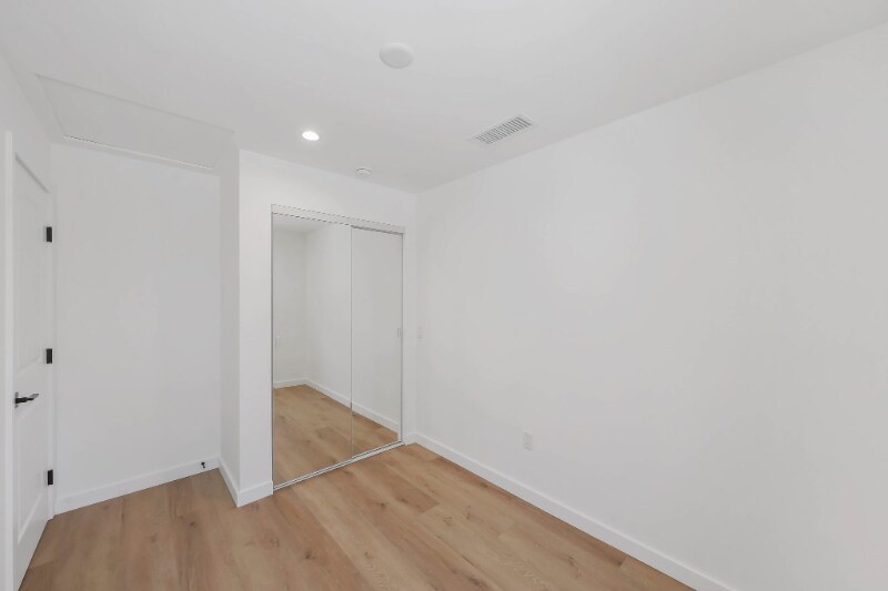 Building Photo - 508 E Palmer Ave