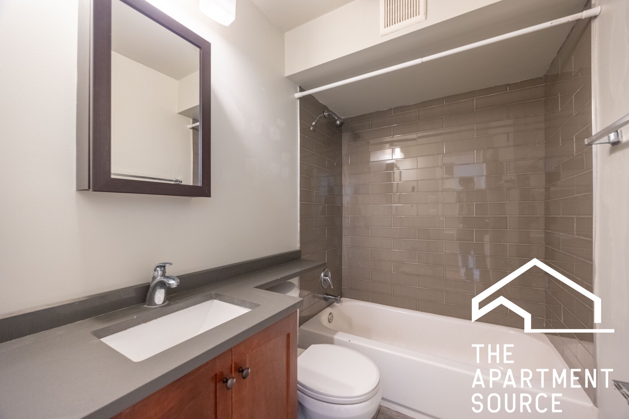 Building Photo - 1435 N Dearborn St