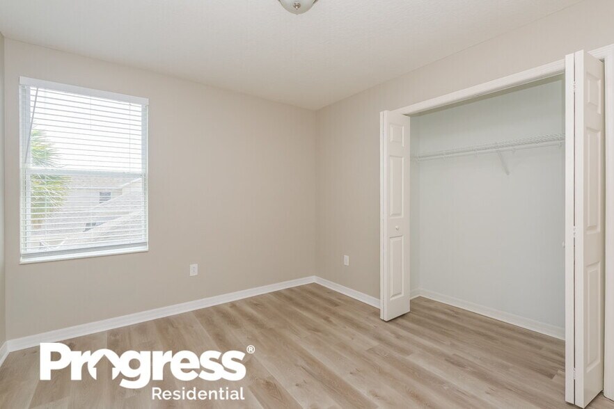 Building Photo - 11309 Thames Fare Way