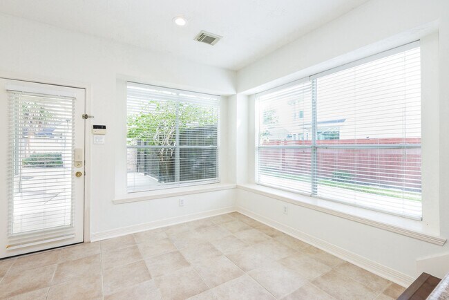 Building Photo - 12128 Arroyo Verde Ln