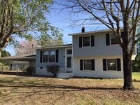 Building Photo - Close to Cape Fear Valley Hospital