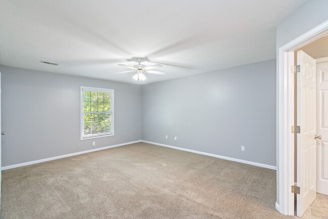 Building Photo - 2761 Dee Peppers Dr