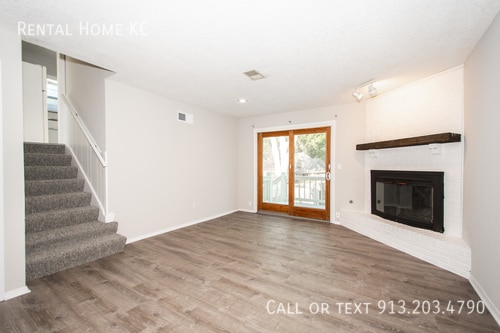 Building Photo - 1616 E Elm St