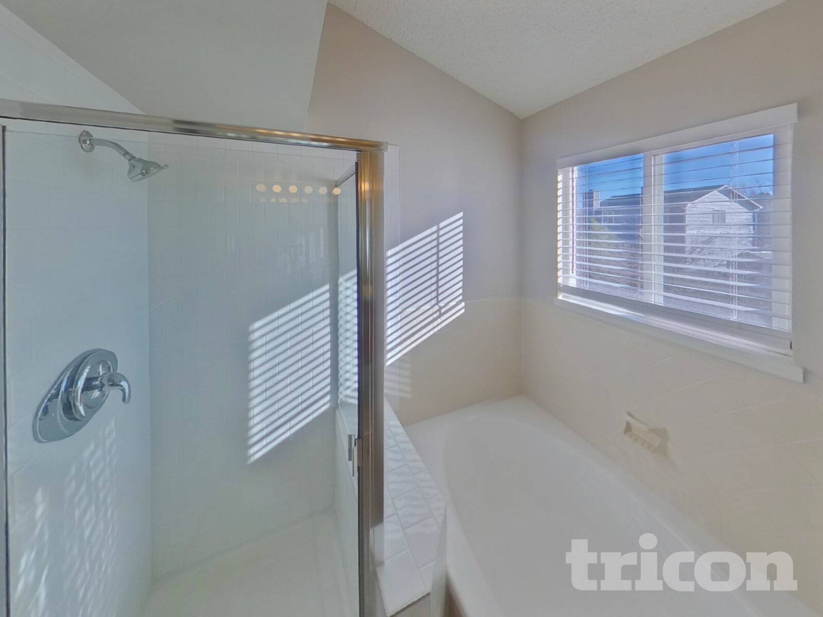 Building Photo - 8175 Camfield Cir