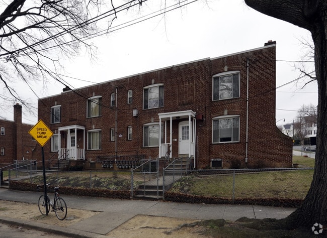 Building Photo - Halley Terrace Apartments