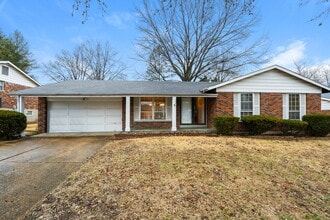 Building Photo - 14800 Mondoubleau Lane