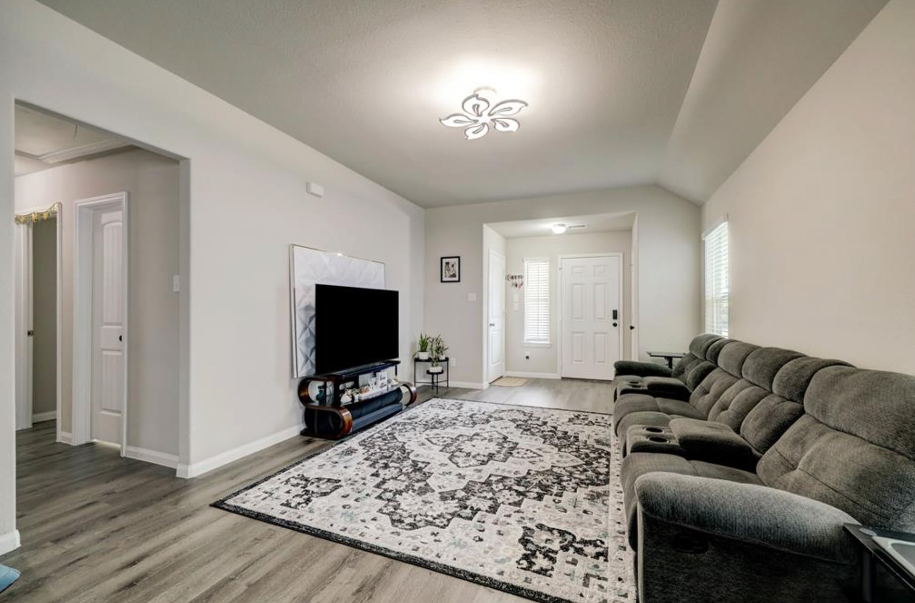 Building Photo - 25514 Woodmere Spur Ln
