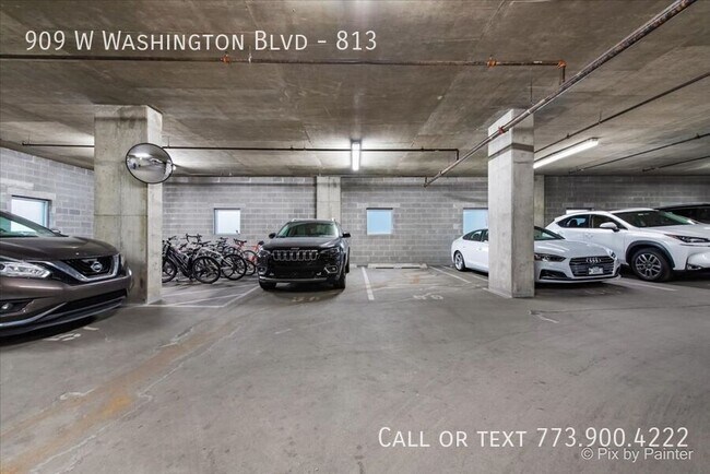 Building Photo - 909 W Washington Blvd