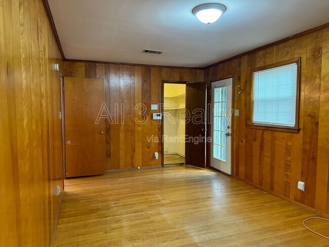 Building Photo - 3390 Arborfield Rd