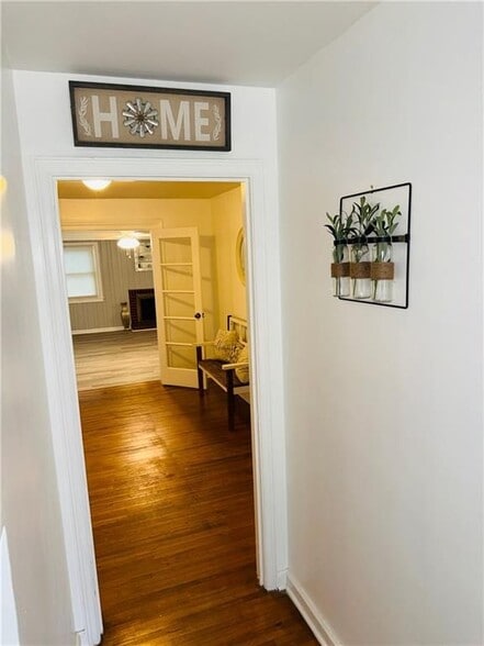 Building Photo - 901 7th Ave