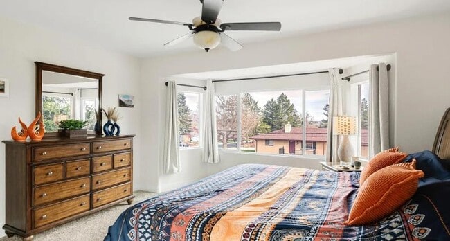 Building Photo - 10490 W Dakota Ave