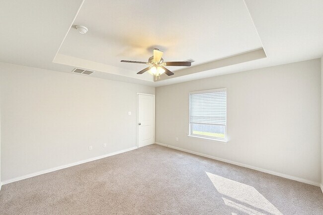 Building Photo - 228 Teakwood Dr