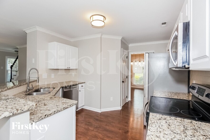 Building Photo - 7206 Brassy Creek Ln