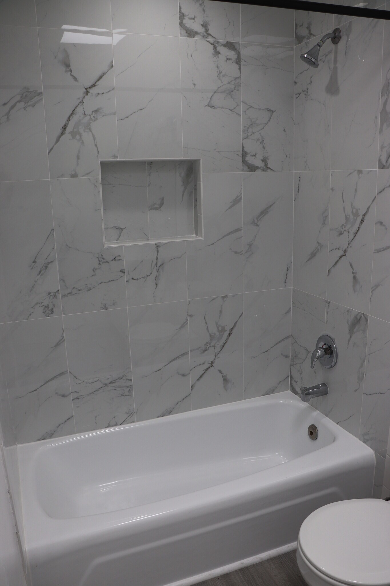 Building Photo - 6104 Costello Ave