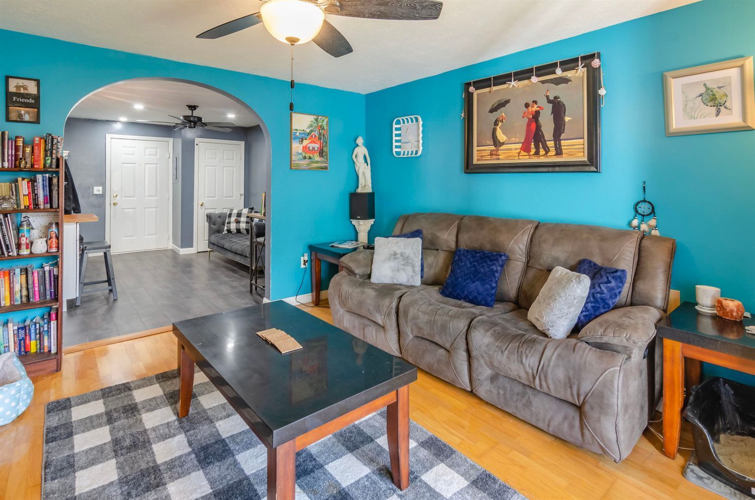 Building Photo - 5 Timberwood Dr