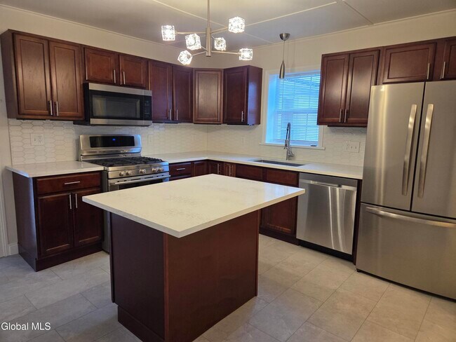 Building Photo - 669 Pawling Ave