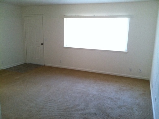 Building Photo - 13625 Rancherias Rd