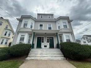 Building Photo - 51 Robbins St