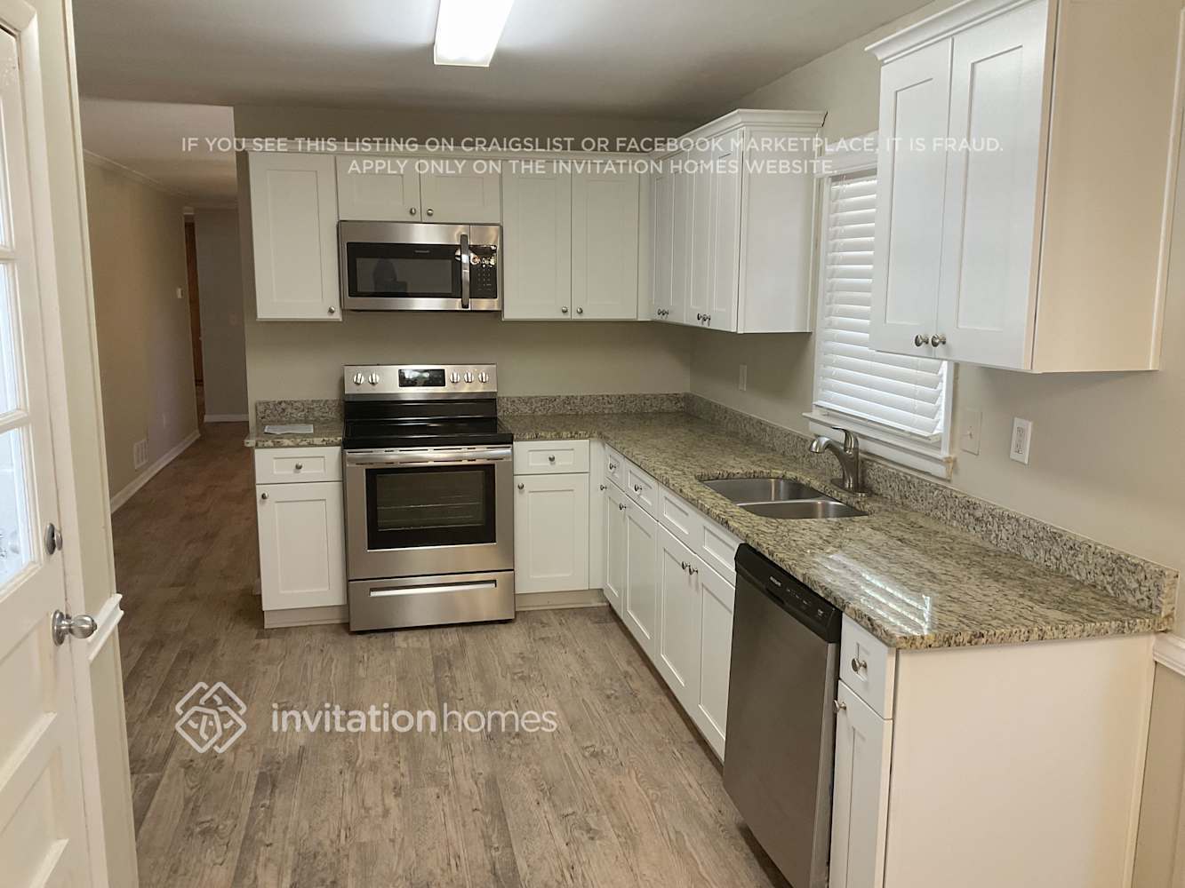 Building Photo - 686 Rollingwood Pl